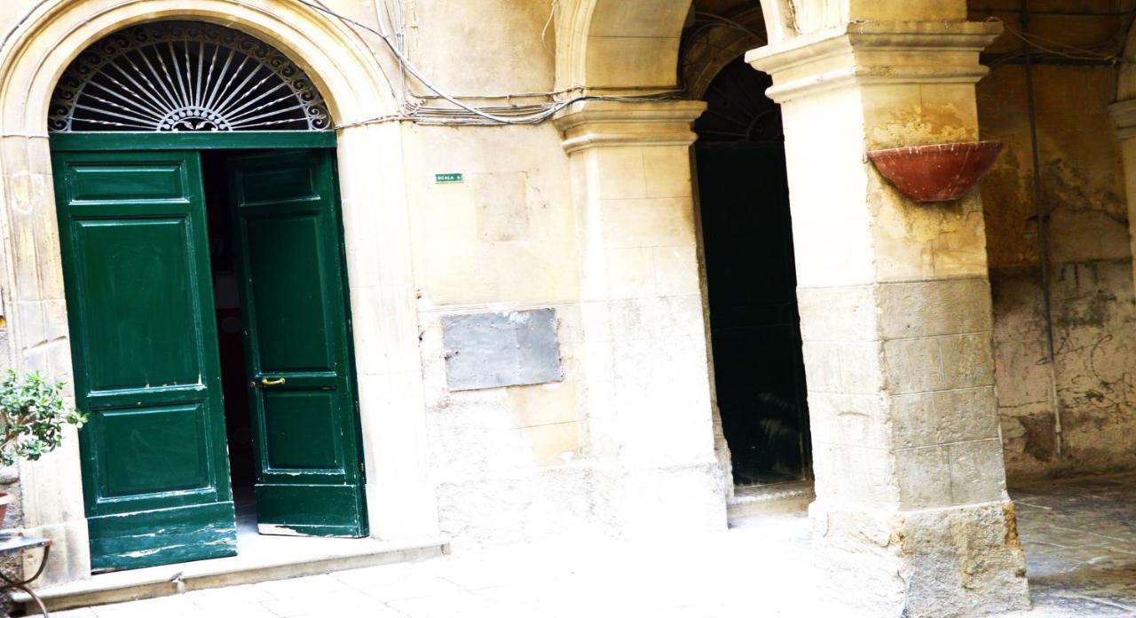 I Colori Della Sicilia 호텔 칼타기론 외부 사진